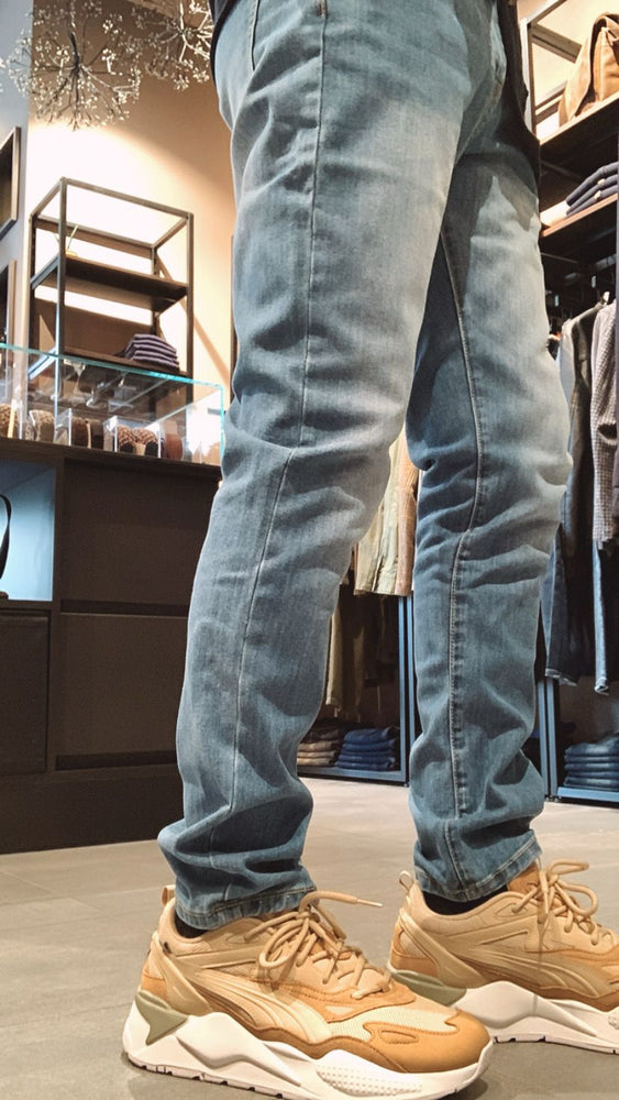 JEANS SLIM FIT UWW9631PT